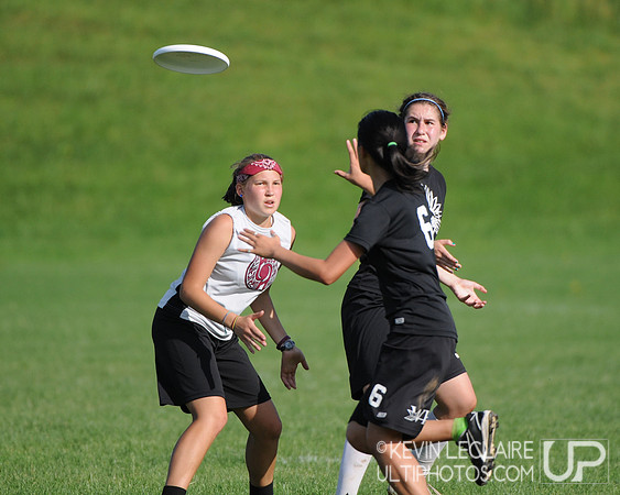 Saturday 4:45pm Girls 1v1 Crossover games