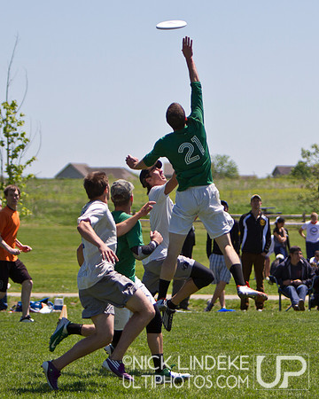 Friday Pool Play - Round 2 - 2013 D-I College Champs