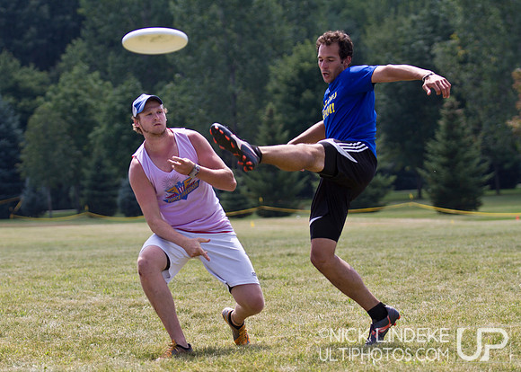 Sunday Action at Cooler Classic 25
