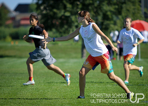 Saturday Girls U19 - Round 1 - YCC 2013