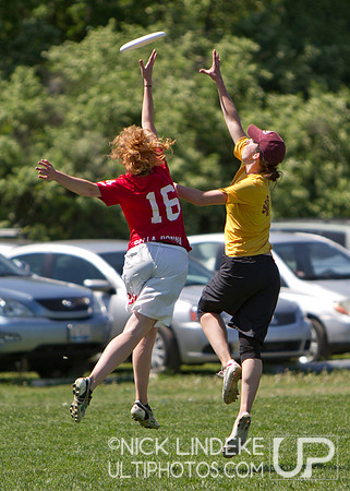 Friday Pool Play - Round 4 - 2013 D-I College Champs