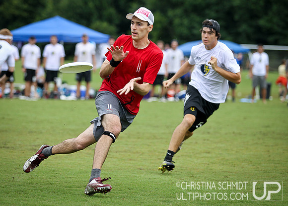 Men's Sunday - Round 4 - Christina - Club Terminus 2013