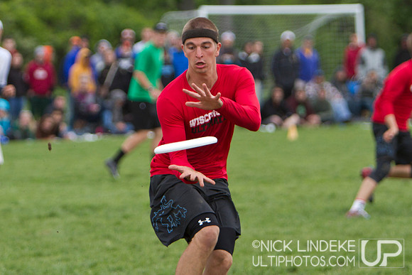 Saturday Pool Play - Round 4 - 2013 D-I College Champs