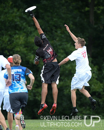 Chesapeake Invite 2013 Saturday Action