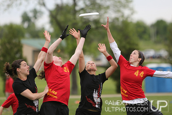 Saturday Highlights - 2013 USA Ultimate D-I College Champs