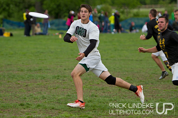 Saturday Pool Play - Round 4 - 2013 D-I College Champs