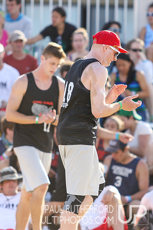 Action from 2016 USAU Beach Nationals