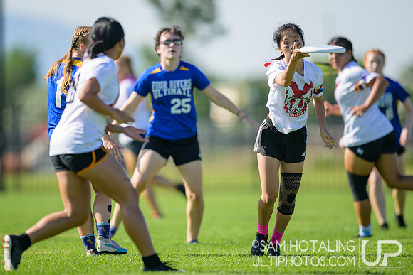 Cleveland HS Gx vs Four Rivers Otters in pool play at High School National Invite