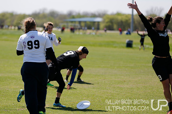 Day 1 of College Women's Centex 2016