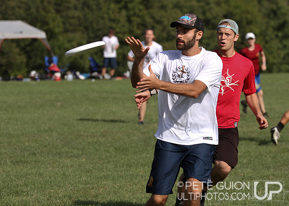 Round 5 of Mixed pool play of the Ultimate Capitol Sectionals