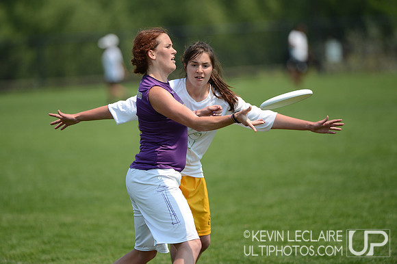 2012 USAU D-I College Championships Saturday Action