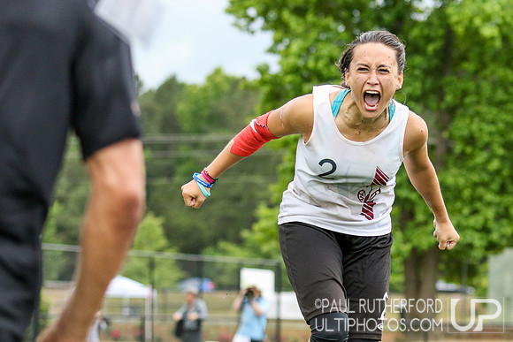Action from USAU College Division 1 Nationals