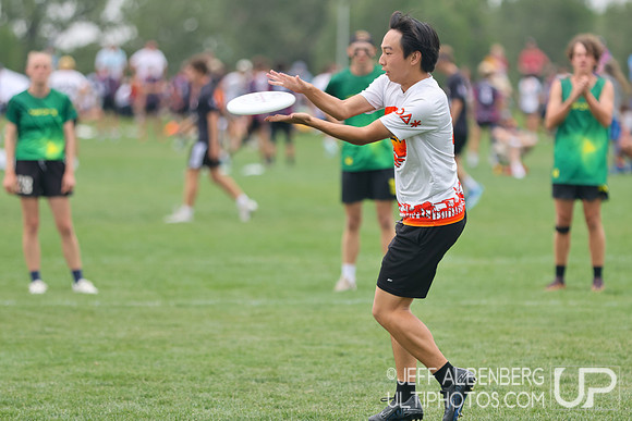 Bracket play at USAU Youth Club Championships