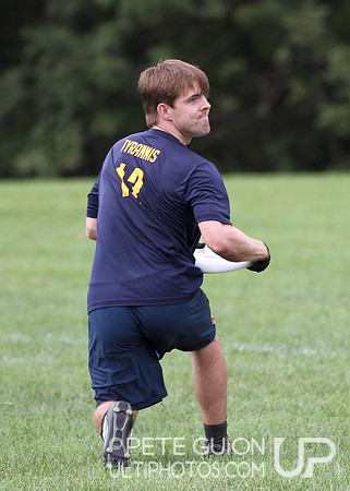 Round 4 of Mixed pool play of the Ultimate Capitol Sectionals