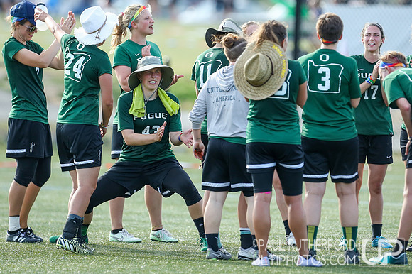 Action from USAU College Division 1 Nationals