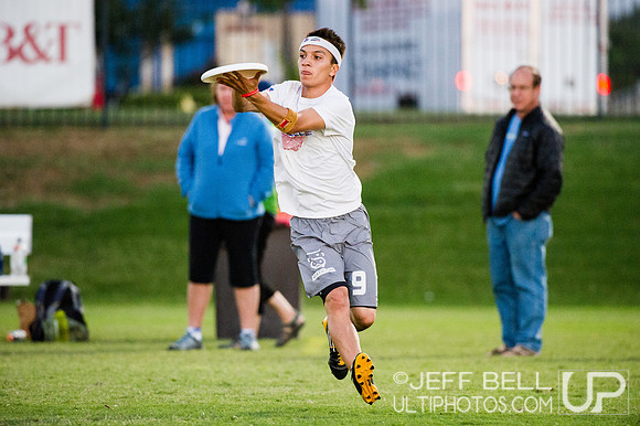 USAU_Nationals_2013_Thursday_20131017_185435_JBP2909