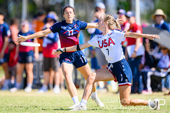 Power-pool play during World Ultimate Championships at Runaway Bay Precinct