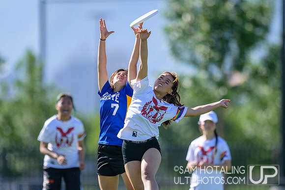 Cleveland HS Gx vs Four Rivers Otters in pool play at High School National Invite