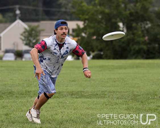 Round 4 of Mixed pool play of the Ultimate Capitol Sectionals