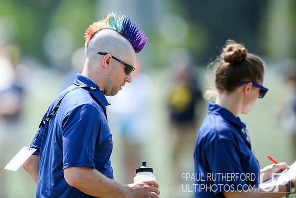 Action from USAU College Division 1 Nationals