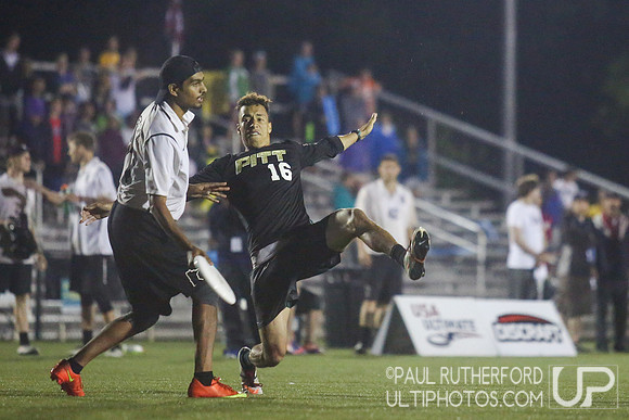 Action from USAU College Division 1 Nationals