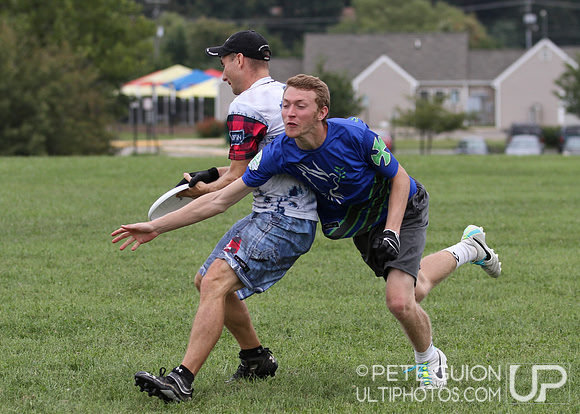 Round 4 of Mixed pool play of the Ultimate Capitol Sectionals