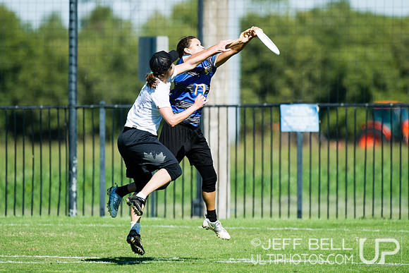 USAU_Nationals_2013_Thursday_20131017_112512_JBP0871
