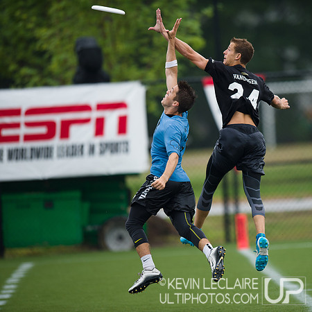 Sunday Qtrs - 2016 USA Ultimate College Championships