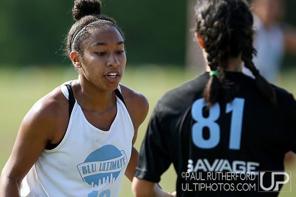 Action from USAU College Division 1 Nationals