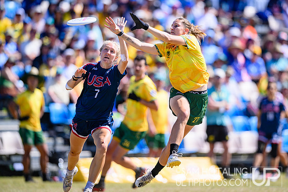 Mixed semifinals during World Ultimate Championships at Runaway Bay Precinct
