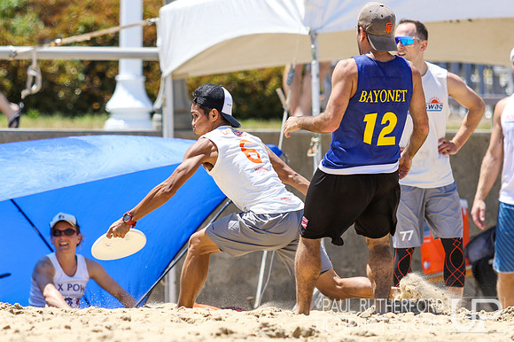 Action from 2016 USAU Beach Nationals