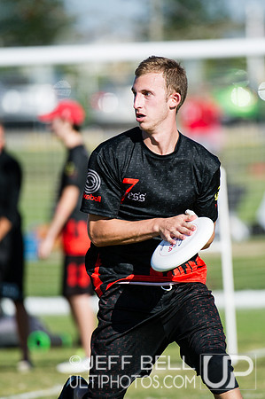 USAU_Nationals_2013_Thursday_20131017_161700_JBP2153