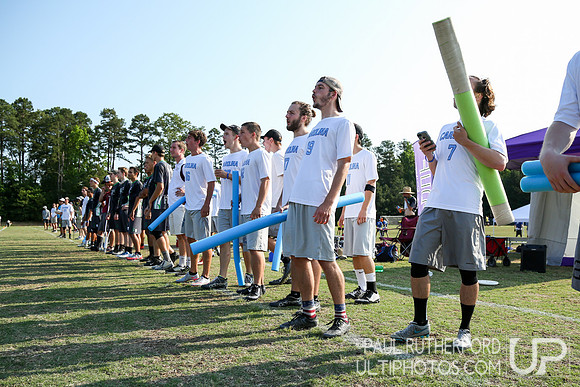 Action from USAU College Division 1 Nationals