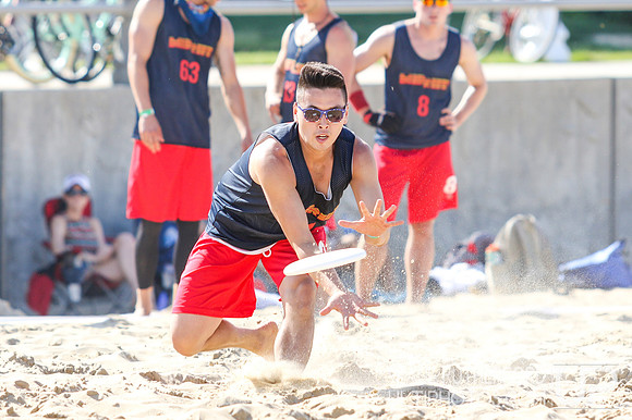 Action from 2016 USAU Beach Nationals