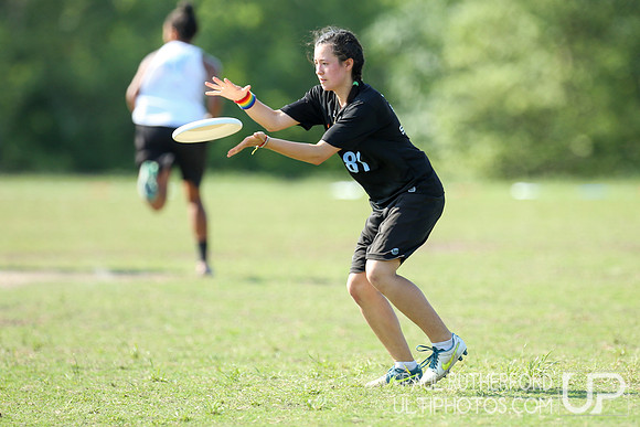 Action from USAU College Division 1 Nationals