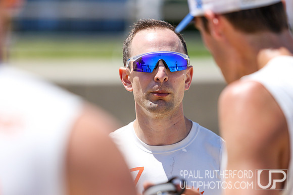 Action from 2016 USAU Beach Nationals