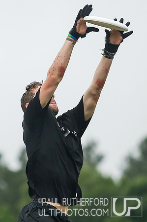 Action from USAU College Division 1 Nationals