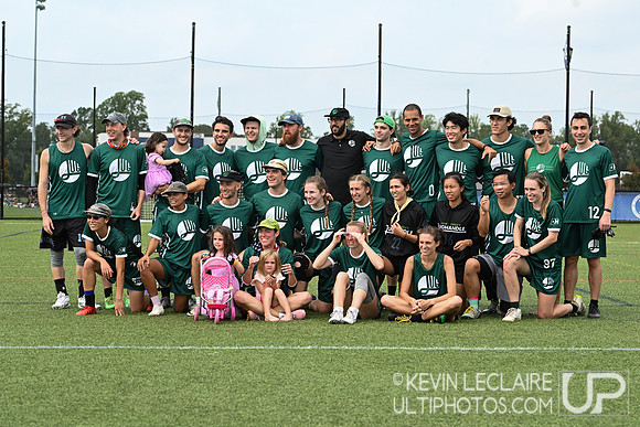 Jughandle Team Photo - 2024 Mid-Atlantic Regionals Saturday Action