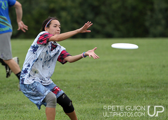 Round 4 of Mixed pool play of the Ultimate Capitol Sectionals