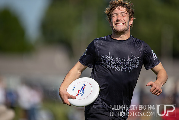Day 2 of the USA Ultimate D-I College Championships