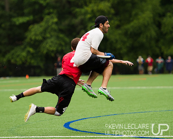 Sunday Qtrs - 2016 USA Ultimate College Championships
