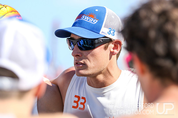 Action from 2016 USAU Beach Nationals