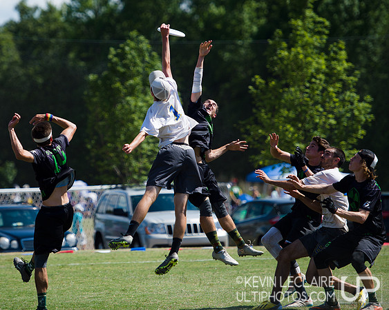 Saturday Pool Play - 2016 USA Ultimate College Championships
