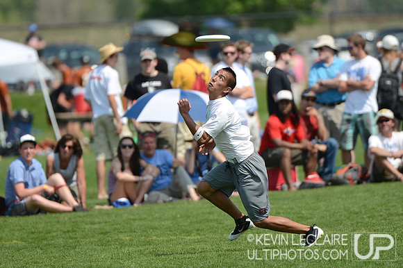 2012 USAU D-I College Championships Saturday Action