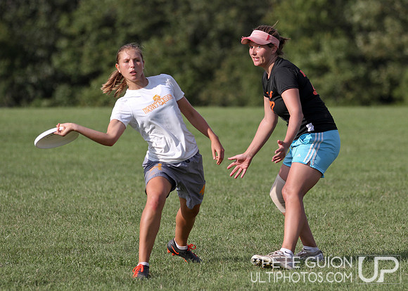 Round 5 of Mixed pool play of the Ultimate Capitol Sectionals