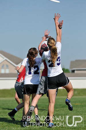 Saturday Women's Pool Play & Crossovers - 2012 USAU D-III College Championships