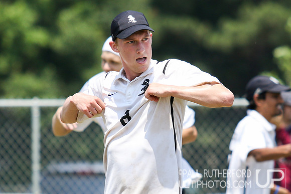 Action from USAU College Division 1 Nationals