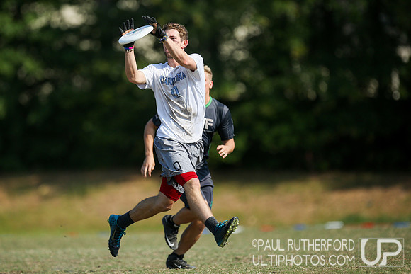 Action from USAU College Division 1 Nationals