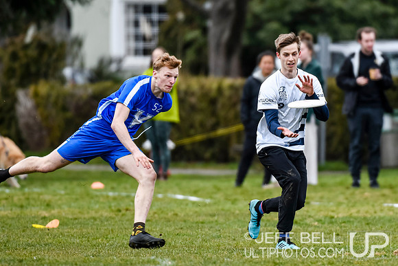 The ninth annual Douglas Bowl featuring UVIC and UBC Women’s and Open Ultimate teams.