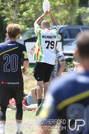Action from USAU College Division 1 Nationals